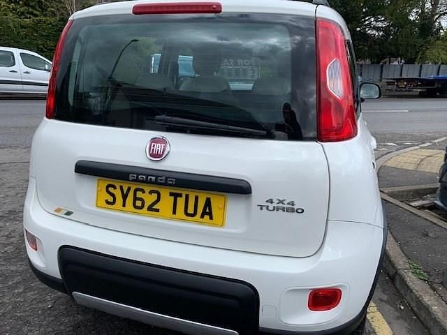 Used Fiat Panda 4x4 85 HP (62 kW) 2012 White Hatchback