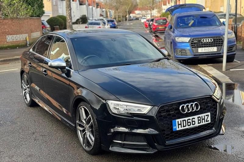 Used Audi A3 Advanced 310 HP (228 kW) 2016 Black Sedan