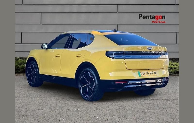 Usado Ford Capri Premium 210 kW (286 HP) 2025 Amarelo SUV