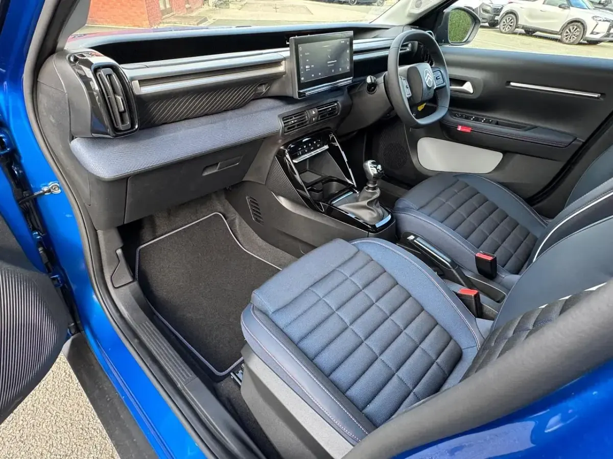 New Citroën C3 Aircross 99 HP (72 kW) 2026 Blue SUV