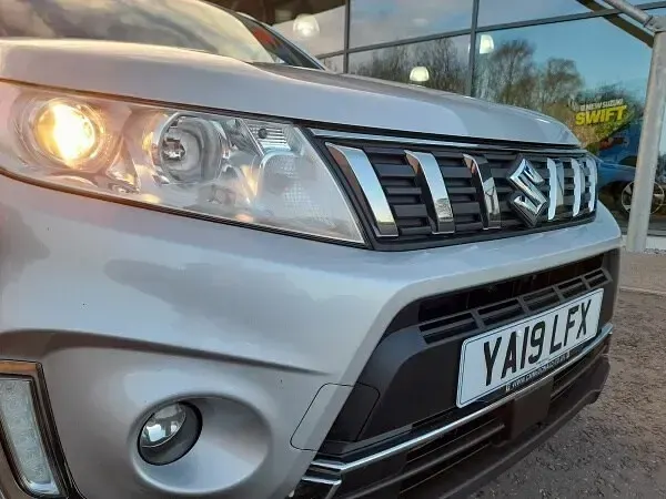 Used Suzuki Vitara SZ-T 112 HP (82 kW) 2019 Silver SUV