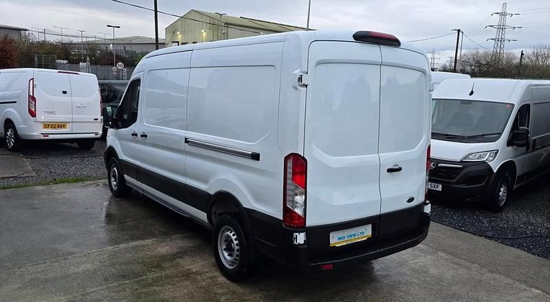 Used Ford Transit 130 HP (95 kW) 2021 White Van