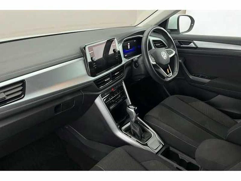 Usado VW T-Roc 150 HP (110 kW) 2023 SUV