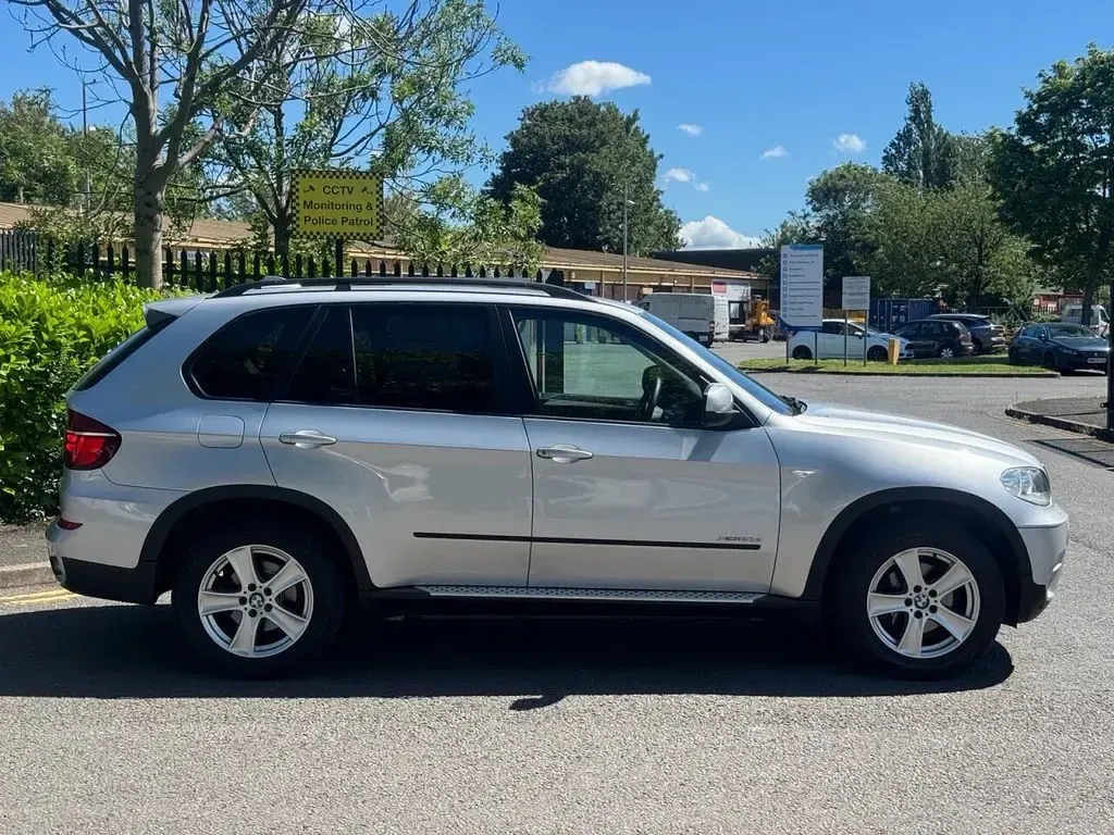Used BMW X5 245 HP (180 kW) 2011 Silver SUV