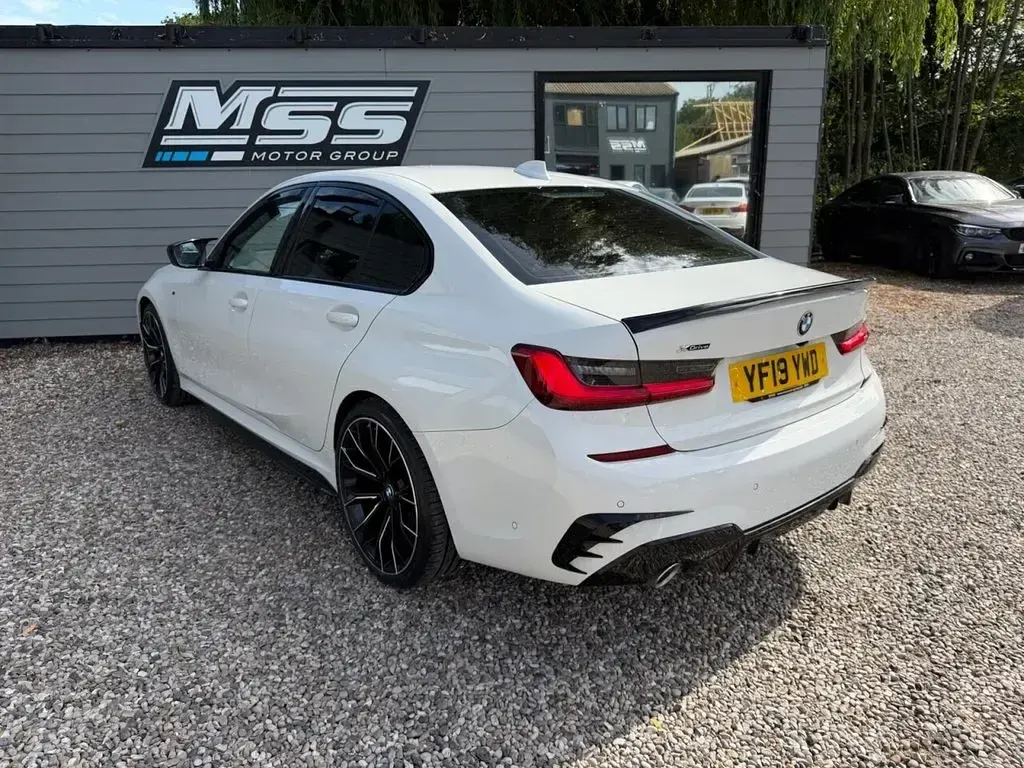 Used BMW 320 M Sport 190 HP (139 kW) 2019 White Sedan