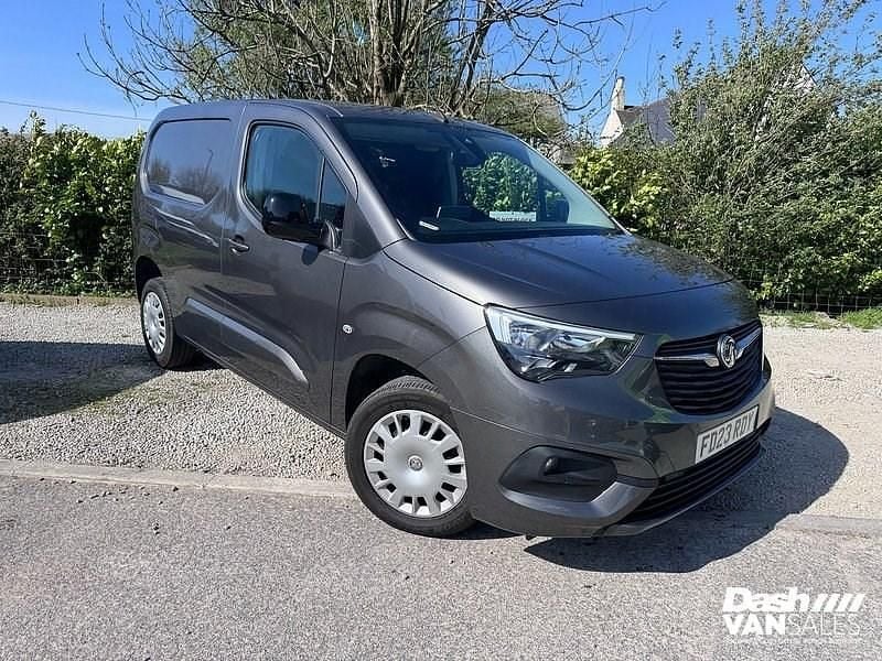 Used Vauxhall Combo 100 HP (73 kW) 2023 Grey MPV