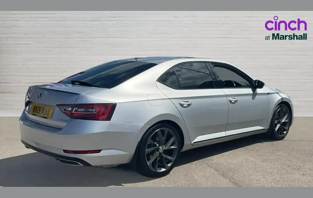 Used Skoda Superb SportLine 150 HP (110 kW) 2019 Silver Hatchback
