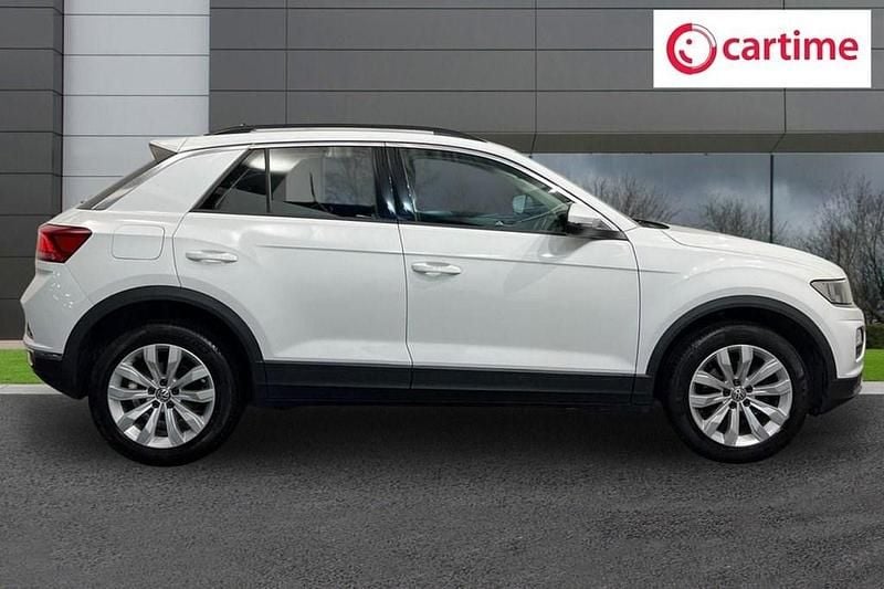Used VW T-Roc SE 115 HP (84 kW) 2020 White SUV