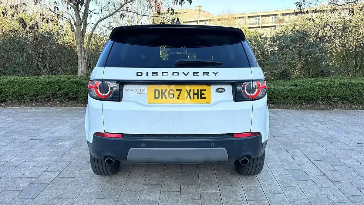 Used Land Rover Discovery 5 HSE 2017 White SUV