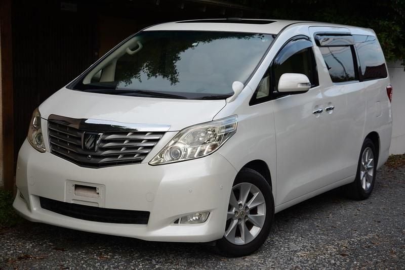 Used Toyota Alphard 2008 White MPV