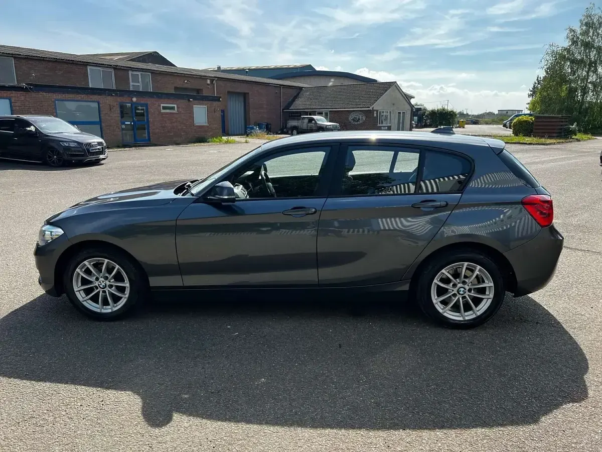 Used BMW 118 2015 Grey Hatchback