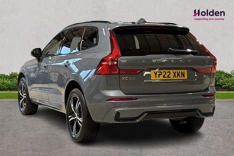 Used Volvo XC60 R-Design 197 HP (144 kW) 2022 Grey SUV