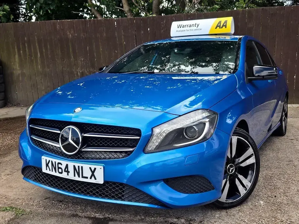 Used Mercedes A200 2014 Blue Hatchback