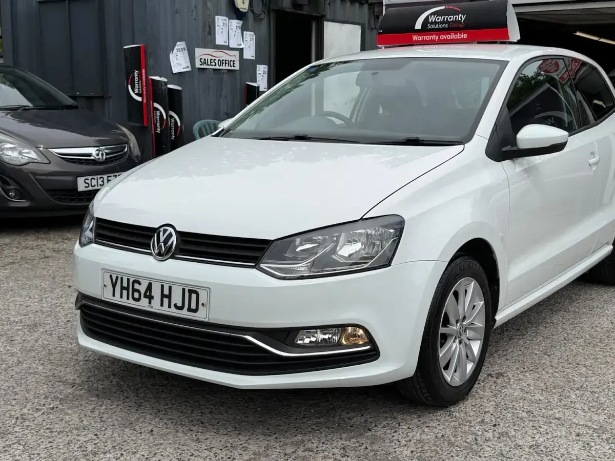 Used VW Polo SE 90 HP (66 kW) 2014 White Hatchback
