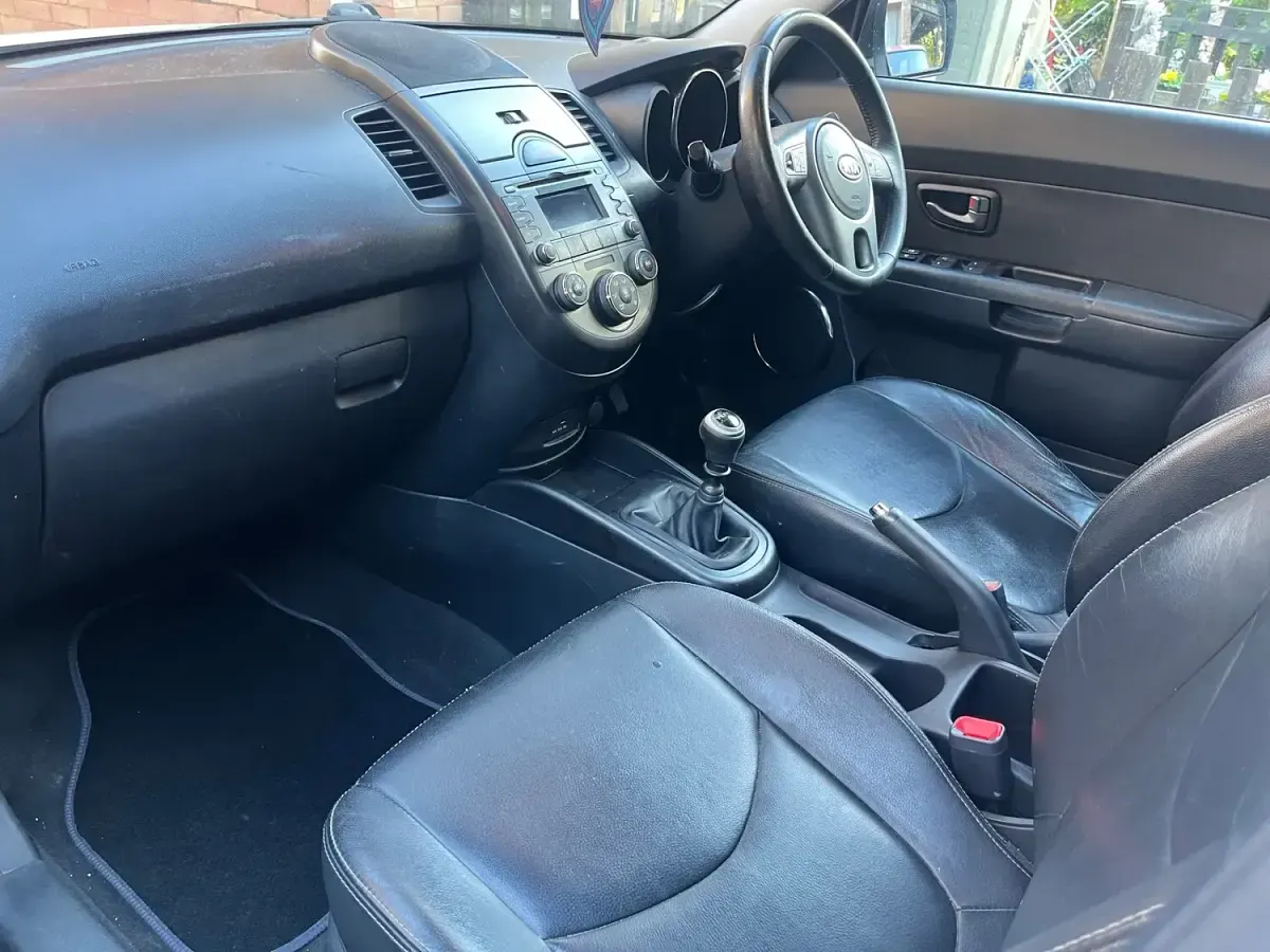 Used Kia Soul 2011 White SUV
