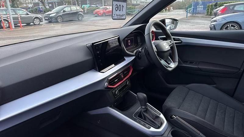 New Seat Arona FR Sport 115 HP (84 kW) 2026 Metallic  magnetic tech grey with black roof SUV