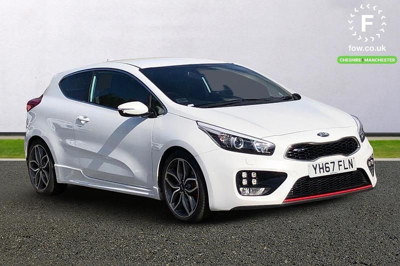 White Used 2017 Kia ProCeed Hatchback | £9,299 (Good price) - Image 1/4