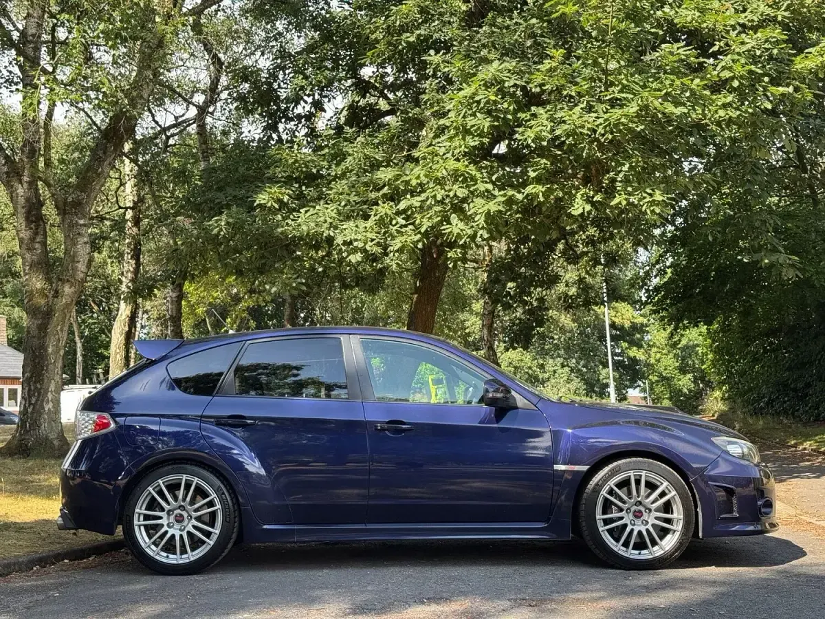 Used Subaru WRX STI 300 HP (220 kW) 2012 Blue Hatchback