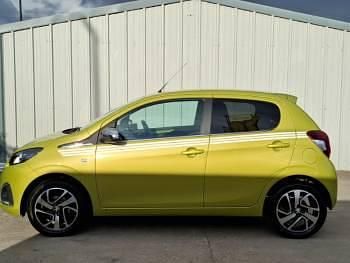 Used Peugeot 108 Collection 72 HP (52 kW) 2019 Green Hatchback
