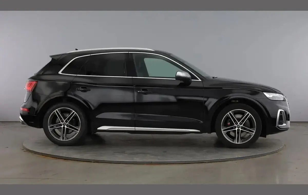 Begagnad Audi SQ5 Comfort 341 HK (250 kW) 2023 Svart SUV