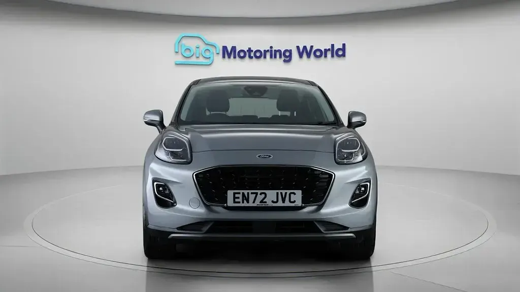 Usado Ford Puma Titanium 155 HP (114 kW) 2023 Prateado SUV