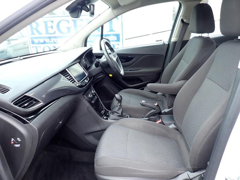 Used Vauxhall Mokka X Design Edition 140 HP (102 kW) 2018 White SUV