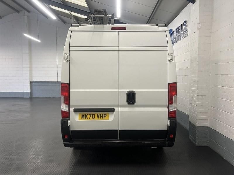Second-hand Peugeot Boxer S 140 CP (102 kW) 2020 Alb Van