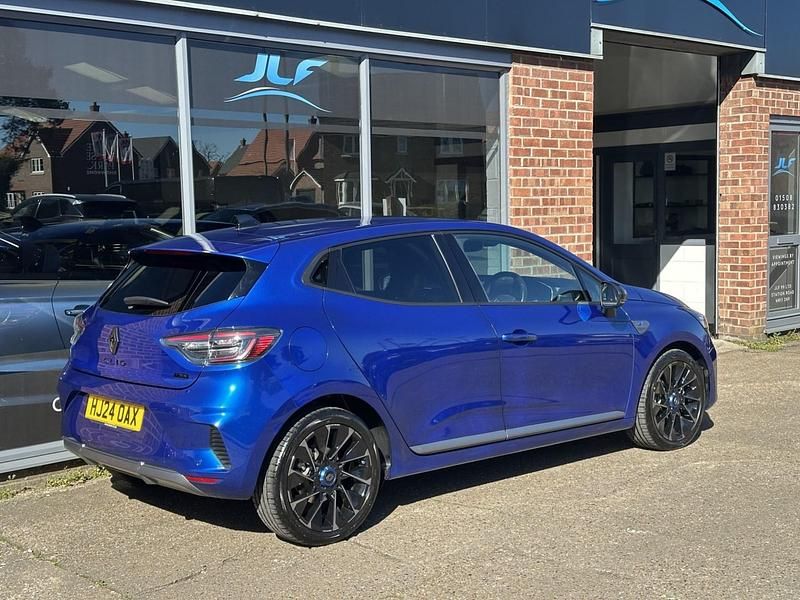 Używany Renault Clio V Esprit Alpine 2024 Niebieski Hatchback