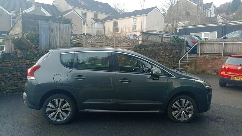 Second-hand Peugeot 3008 Active 2014 Gri Break