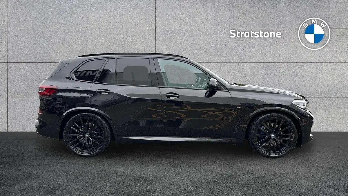 Gebraucht BMW X5 M Sport 335 PS (246 kW) 2022 Schwarz SUV