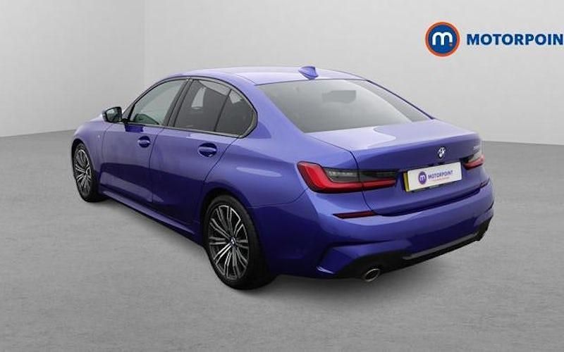 Used BMW 318 M Sport 156 HP (114 kW) 2021 Blue Sedan