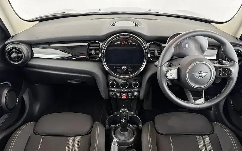 Used Mini Cooper S Comfort 178 HP (130 kW) 2022 Hatchback