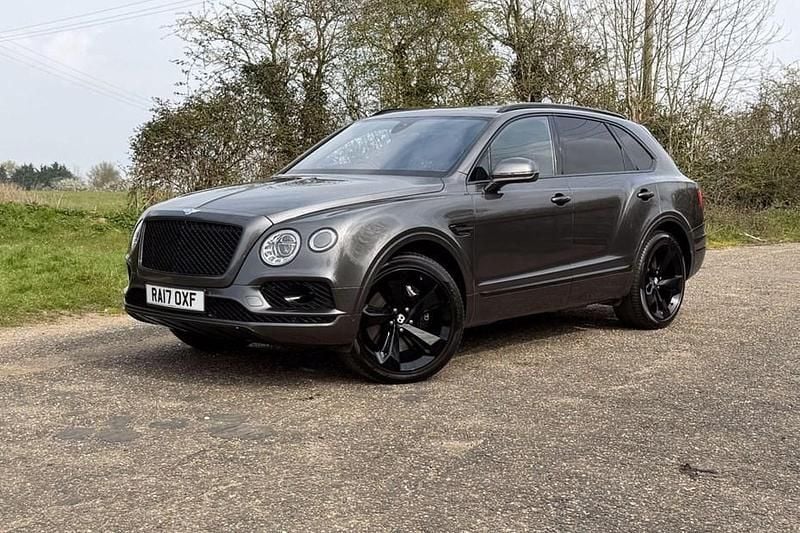 Used Bentley Bentayga 435 HP (319 kW) 2017 Grey SUV