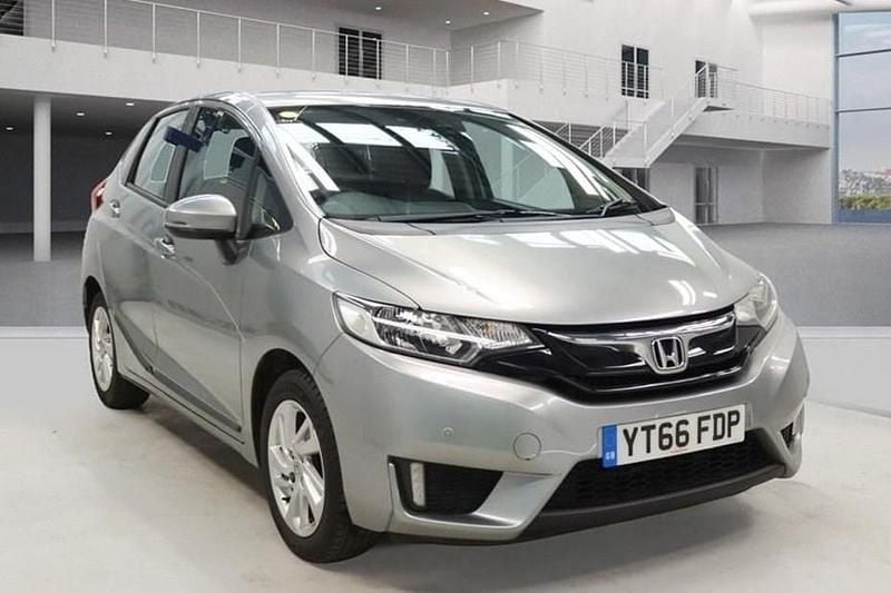 Silver Used 2016 Honda Jazz SE Hatchback | £9,790 (Fair price) - Image 1/1