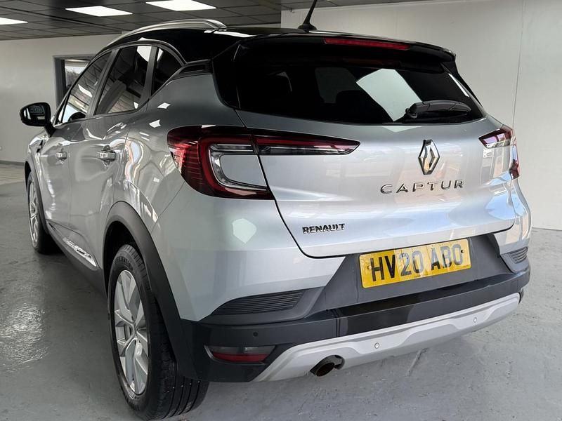 Second-hand Renault Captur Iconic 2020 Gri SUV