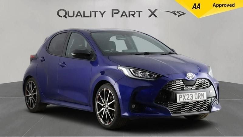 Used Toyota Yaris Hybrid Sport 2023 Blue Hatchback