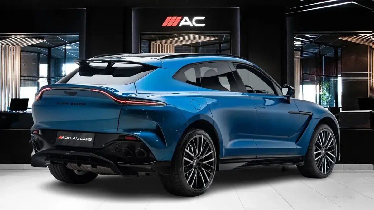 Used Aston Martin DBX 707 HP (519 kW) 2023 Blue SUV
