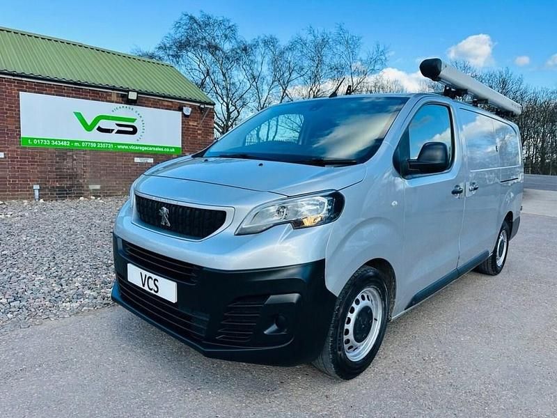 Used Peugeot Expert 2019 Silver Van
