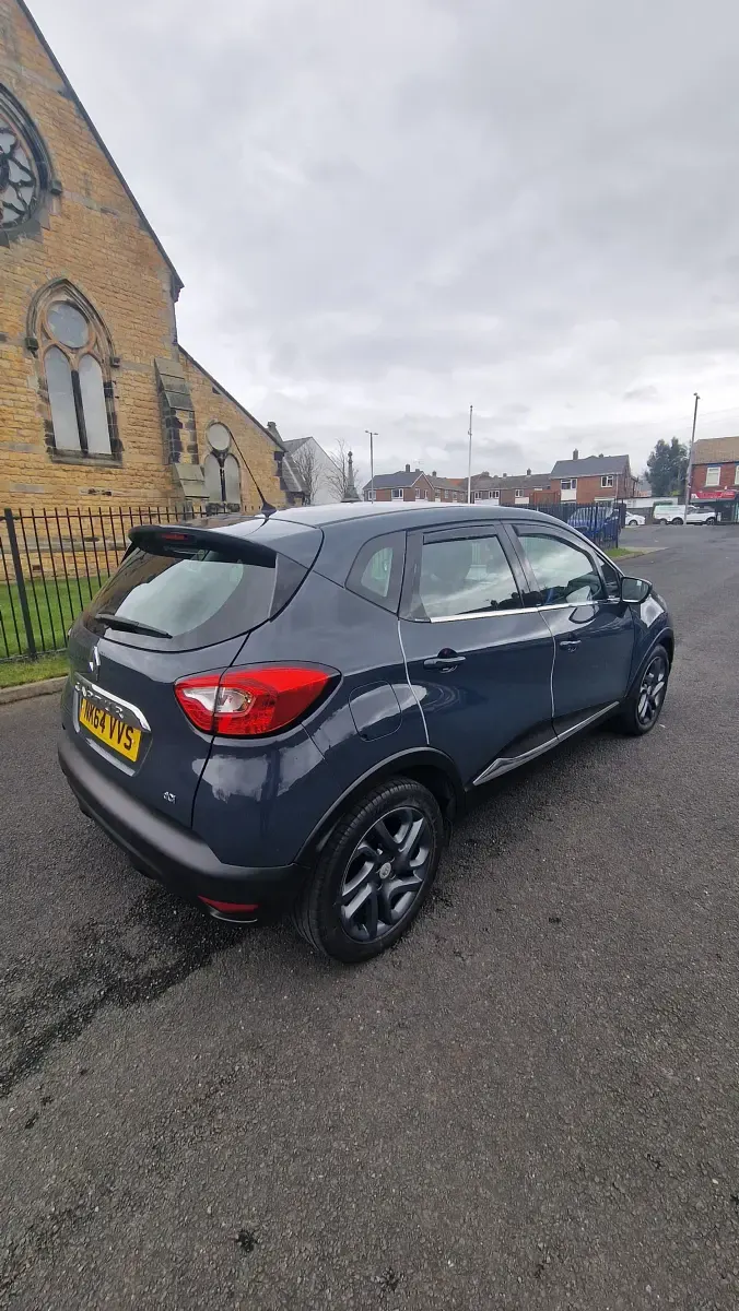Używany Renault Captur Dynamique 90 KM (66 kW) 2014 Niebieski SUV