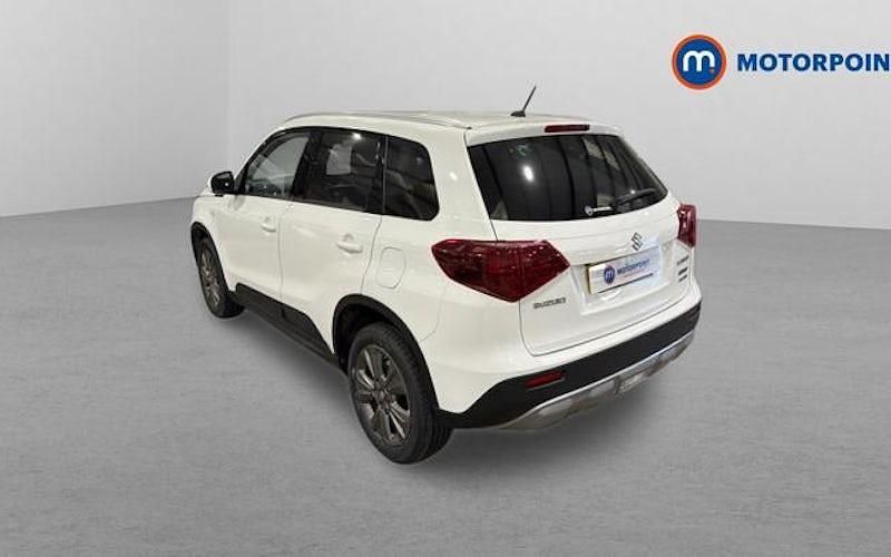 Used Suzuki Vitara SZ-T 129 HP (94 kW) 2021 White SUV