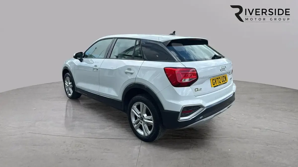 Used Audi Q2 Sport 150 HP (110 kW) 2023 Glacier white metallic SUV