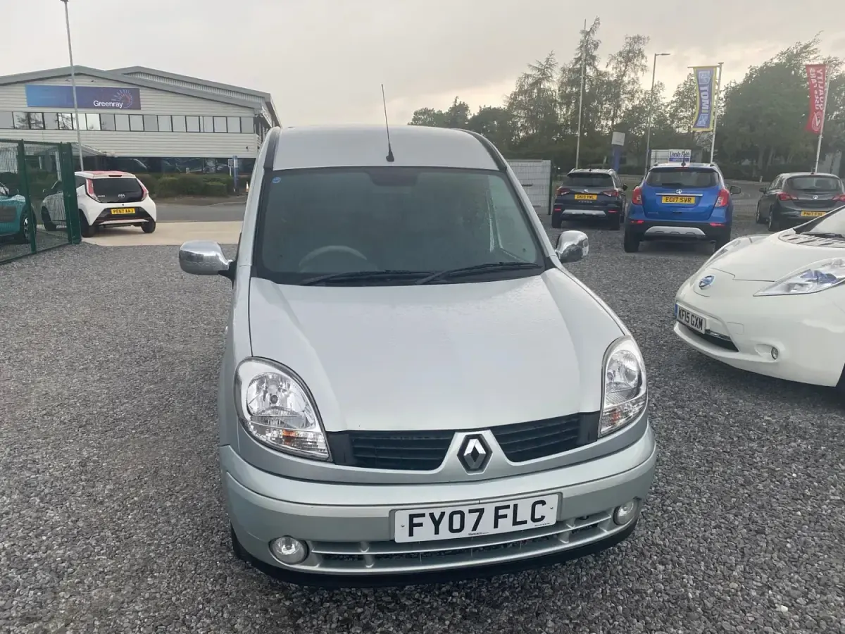 Begagnad Renault Kangoo Expression 2007 Grå Minibuss