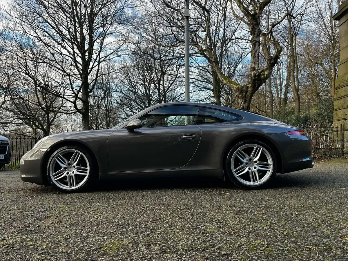 Used Porsche 911 350 HP (257 kW) 2012 Grey Coupe