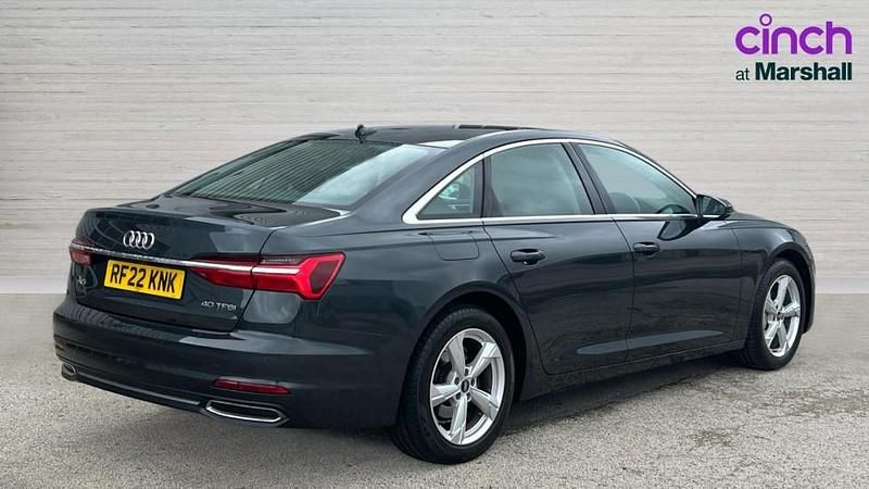 Usado Audi A6 Sport 204 HP (150 kW) 2022 Cinzento Sedan