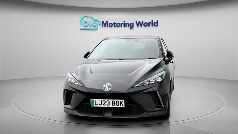 Used MG MG4 EV Trophy 150 kW (204 HP) 2023 Black Hatchback