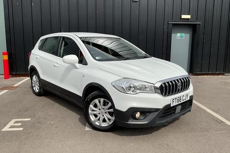 White Used 2017 Suzuki SX4 S-Cross SZ4 SUV | £6,999 (Good price) - Image 1/1