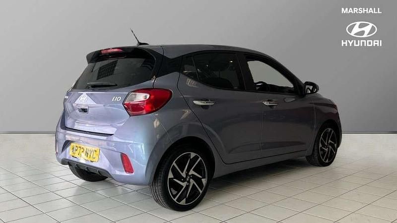 Used Hyundai i10 Premium 67 HP (49 kW) 2023 Blue Hatchback