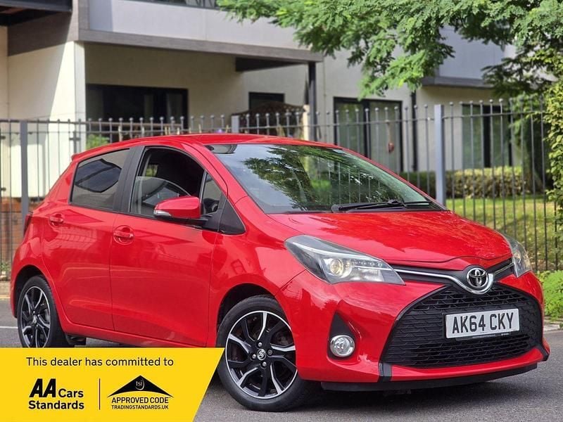 Red Used 2015 Toyota Yaris Sport Hatchback | £4,195 (Good price) - Image 1/4