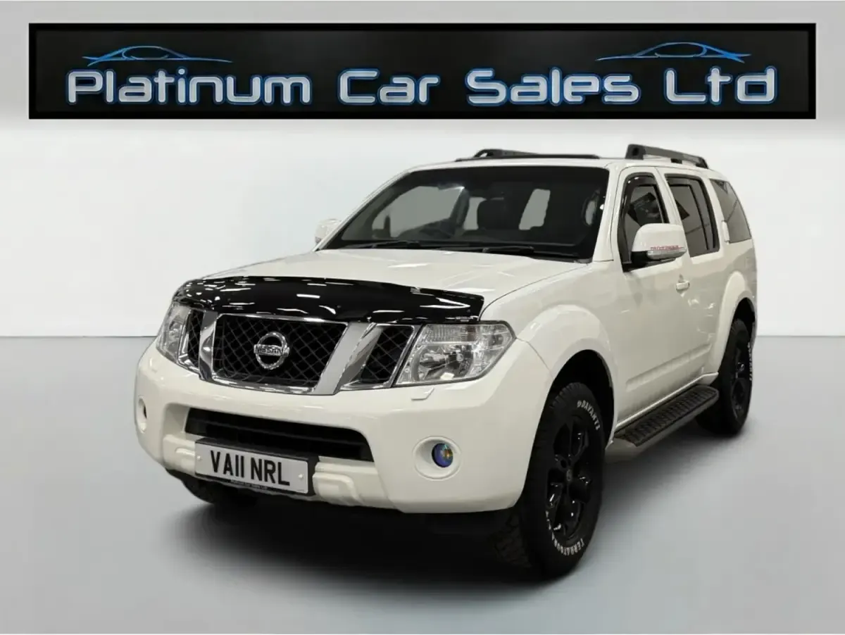 Used Nissan Pathfinder Tekna 2011 White SUV