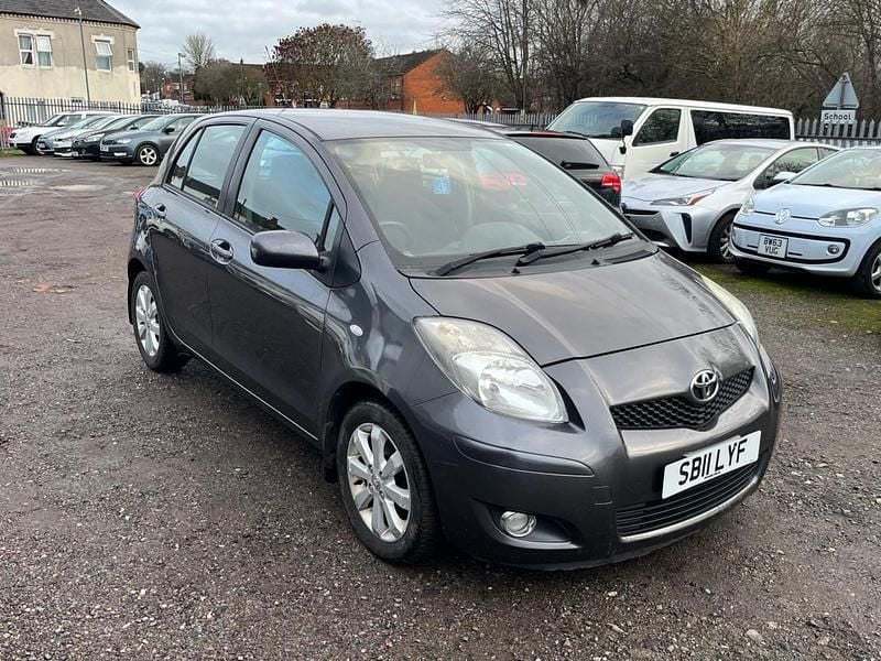 Used Toyota Yaris 2011 Grey Hatchback